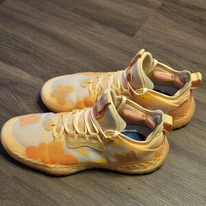 Adidas Peach Fabric Detail